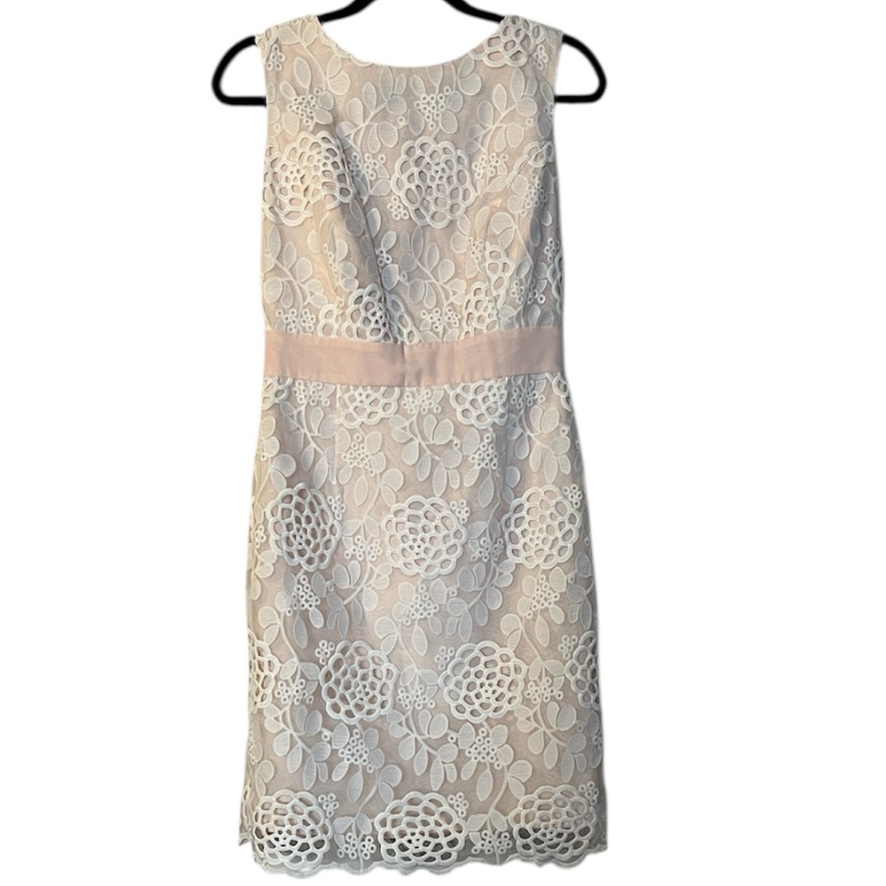 Luxology | White Floral Lace/Blush Pink Fitted Cocktail Dress sz 10